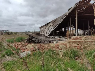 Земельный участок, общей площадью 1383 кв.м., с кадастровым номером 42:13:0110001:260, с расположенным на нем объектом недвижимого имущества, по адресу: Кемеровская область, р-н Тисульский, с. Куликовка Земельный участок общей площадью 1383 кв.м., с кадастровым номером 42:13:0110001:260 (реестровый…