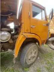 Грузовой самосвал Hyundai HD270, 2011 г.в., цвет: белый, VIN: KMCDB18CPBC054547, ГРЗ: М610АЕ125, док-ты (СОР, ПТС): в наличии.