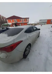 Hyundai Elantra, 2013. Автомобиль марки HYUNDAI Elantra, 2013 года выпуска, идентификационный номер (VIN) KMHDG41CBDU877994. Ознакомление с имуществом: можно ознакомиться по месту его нахождения: г. Излучинск ул Таежная,2 , предварительно согласовав время с Финансовым управляющим по тел…