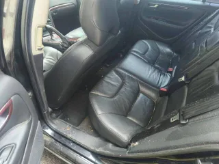 Volvo S60 2007 года, седан. VIN: YV1RS595772638942. Цвет черный. Двигатель B5254T, объем 2.5 л, мощность 209 л.с. Имеются ПТС и СТС. Автомобиль неисправен.