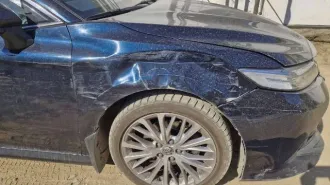 Toyota Camry 2019 года, 181 л.с., 242834 км, АКПП, Легковой седан, марка: Toyota, модель: Camry, год изготовления: 2019, цвет: темно-синий металлик, VIN: XW7BFYHK90S150181, ПТС: 05 РР 076172, г/н: О837УТ790, мощность двигателя, л. с. (кВт): 181 (133.1), рабочий объем двигателя, куб. см: 2494…
