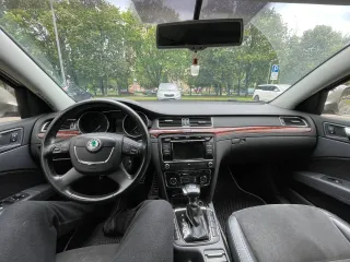 SKODA Superb, 2012, легковой автомобиль марки SKODA, модель Superb, год выпуска 2012, идентификационный номер (VIN): TMBAB83T2D9027351. Ознакомление с имуществом: можно ознакомиться по месту нахождения: г. Москва ул. Плеханова д. 27 к. 1, предварительно согласовав время с финансовым управляющим по…