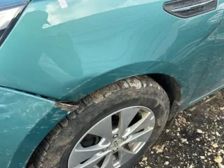 Kia Rio 2014 г/н М229НА33 VIN Z94CC41BBER207837; Kia Rio 2021 г/н Р070ТА33 VIN Z94C351BBMR157007. Цвет светло-зеленый, сколы и царапины по всему лакокрасочному покрытию кузова автомобиля, б/у, документы отсутствуют, ключи отсутствуют; цвет белый, вмятины на переднем правом крыле, на передней правой…
