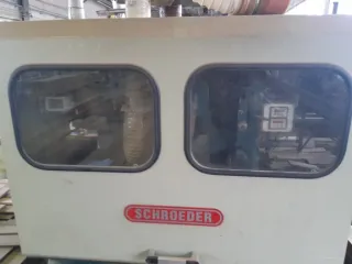 Комплекс имущества общей площадью 17747.3 кв.м в Воронежской области, г. Нововоронеж, Заводской проезд, д.1а. В состав входят: земельные участки площадью 4900 кв.м (кадастровый № 36:33:0003503:1276), 3025 кв.м (№ 36:33:0003503:81), 9822 кв.м (№ 36:33:0003503:82); право аренды земельного участка 84…