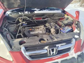 Honda CR-V 1992 года, 158 лс, пробег 317 850 км, полный привод (4WD), автоматическая коробка передач (АКПП). Объем двигателя 1998 куб.см, модель двигателя K20A, номер двигателя 4053413, номер кузова RD5-1102345, красный цвет. Имеются недочеты по кузову. Автомобиль на ходу в удовлетворительном…