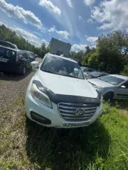 Lifan X60 2013 года, 128 лс, пробег 219000 км. Легковой универсал, VIN: X9W215800D0010491, категория ТС – B/M1. Цвет кузова – белый, мощность двигателя – 128 л.с. (94 кВт), рабочий объем – 1794 куб. см, разрешенная максимальная масса – 1705 кг, масса без нагрузки – 1405 кг.