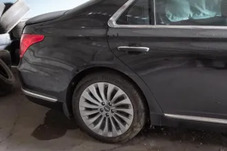 Genesis G90, 2017 автомобиль легковой Genesis G90, год изготовления 2017, идентификационный номер (VIN) XWEGG41DDH0000054, номер двигателя G6DN GA702805, кузов N XWEGG41DDH0000054, цвет кузова черный. Пробег: 0. Вид транспорта: легковой автомобиль. Объем двигателя: 3778. Год выпуска: 2017. Коробка…