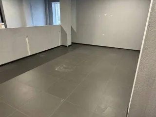 Нежилое помещение площадью 133.5 кв.м на первом этаже по адресу: Брянск, ул. Степная, д.13, помещение 16. Кадастровый номер: 32:28:0030901:1467.