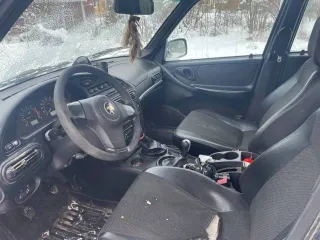 Chevrolet Niva (Chevrolet Niva), 2012 года, 80 лс, 192330 км. Автомобиль легковой, марка: ВАЗ, модель: Шевроле Нива, VIN: X9L212300C0431683, год выпуска 2012.