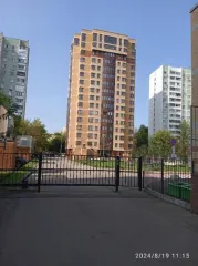 Помещение, жилое (квартира), кадастровый номер объекта: 77:02:0024026:2488, расположенное по адресу: г. Москва, вн. тер. г. муниципальный округ Марьина роща, ул. Тихвинская, д. 14, корп. 1, кв. 15, этаж 4, площадь 48,3 кв.м. В залоге ПАО Банк "ПСБ".