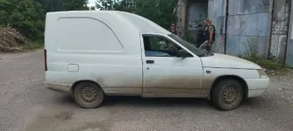 Грузовой фургон BOGDAN231040 2011 года выпуска и полуприцеп DESOT-OPL3AT3881134E 1996 года выпуска 1. Грузовой фургон Богдан, модель: BOGDAN231040, 2011 года выпуска, VIN: Y6L231040BL201103, регистрационный номер М161ВУ181, цвет: белый, имеется лакокрасочное повреждение. 2. Полуприцеп ДЕСОТ модель…