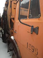 Камаз мусоровоз КО-440-5, 2003 года, транспортное средство, автомобиль Камаз мусоровоз модель –КО-440-5, год выпуска-2003,VIN:XVL48323030000099, цвет- оранжевый, гос. номер К003ХН 42