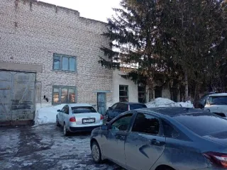 Земельный участок 1975 кв.м и нежилое здание 964,2 кв.м, Чувашия, Красноармейский район. Земельный участок с кадастровым номером 21:14:090115:374 с расположенным на нем следующим объектом недвижимого имущества: здание - нежилое с кадастровым номером 21:14:090115:337, Чувашская Республика - Чувашия…