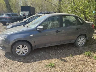 Lada Granta 2020 Легковой автомобиль, марка: Lada, модель: Granta, год изготовления: 2020, цвет: серый, VIN: XTA219010L0697815, ПТС: 164301007324421. СТС 99 21 070217 от 19.07.2020, г/н: E847ME716, разрешенная максимальная масса 1560 кг, масса без нагрузки 1160 кг