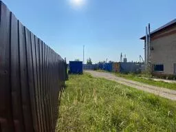 Нежилые здания: 
Коровник - 1 098,1 кв. м, кадастровый номер 67:03:1620101:512,
Сенной склад - 1 083 кв. м, кадастровый номер 67:03:1620101:391, 
Силосная траншея - 1 014,9 кв. м, кадастровый номер 67:03:1620101:514, 
Телятник - 628,9 кв. м, кадастровый номер 67:03:1620101:526,
Склад - 410,7…