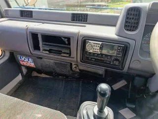 Nissan Atlas 1992 года, государственный номер Р322КЕ124. VIN отсутствует.