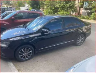 Volkswagen Jetta 2017 года, 125 лс, 156711 км, АКПП. Автомобиль легковой, марка: VOLKSWAGEN, модель: JETTA, VIN: XW8ZZZ16ZHN902005, гос. рег. номер: Е520ВХ164, год изготовления: 2017