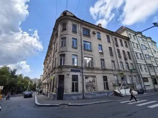 Нежилое помещение 131,8 кв.м, Шубинский пер., 2/3, Москва. Нежилое помещение по адресу: г. Москва, пер. Шубинский, д. 2/3, площадью 131,8 кв. м (Цокольный этаж №0, Этаж №1), кадастровый номер: 77:01:0005001:7608. Назначение нежилого помещения: Свободное. Общая площадь: 131.8. Кадастровый номер…