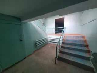 Комната 11,8 кв. м, Новосибирская область, г. Новосибирск, ул. Вертковская, д. 23/1, пом. 30, 2 этаж. Кадастровый номер 54:35:051760:207. Ограничения и обременения: зарегистрированные/проживающие отсутствуют. Наличие перепланировки/переустройства/реконструкции установить невозможно.