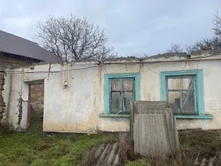Жилой дом 79,5 кв.м, участок 2500 кв.м, с. Привольное, Республика Крым. Жилой дом на земельном участке, долевая собственность 1/3 <p>Здание (Жилой дом), общая долевая собственность, доля в праве 1/3, площадь: 79.5 кв.м., кадастровый номер: 90:06:080301:913, местоположение: Российская Федерация…