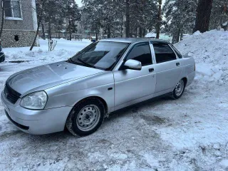 Lada Priora, 2008 LADA PRIORA, 2008 года, 97.9 лс, 326037 км, ВАЗ 21703 LADA PRIORA, Год выпуска: 2008 (VIN): XTA21703080091911. Недостатки: 1. Была в ДТП по кругу, сильный удар пришёлся на заднюю часть, от удара повело кузов, имеется залом крыши на задней левой двери. Машину восстановили, кузов…