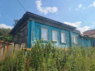 Жилой дом 51,3 кв.м, земельный участок 641 кв.м, Челябинская область, Златоуст, 2-я Нагорная ул, 149; 51,3 кв.м, кад. № 74:25:0304510:83, 1962 г. и земельный участок 641 кв.м, кад. № 74:25:0304512:10, право собственности. Объект может быть приобретен с помощью заемных средств Sberbank (ПАО…