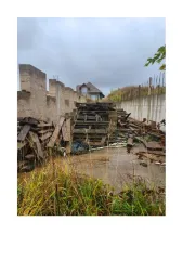 Объект незавершенного строительства площадью 220 кв.м, степень готовности 15%, кадастровый номер 16:45:020311:1828. Расположен на земельном участке площадью 1264 кв.м с кадастровым номером 16:45:020311:1561. Вид разрешенного использования земельного участка: для индивидуального жилищного…