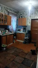 Доля жилого дома 70.7 кв.м Забайкальский край 1/4 доля дома в Чите 1/4 доля дома в Чите 1/4 доли в праве общей долевой собственности на жилой дом, кадастровый (условный) номер: 75:32:040734:734, адрес (местонахождение): Забайкальский край, г. Чита, ул. Аэродромная, д. 49, площадь 70.7 кв.м.