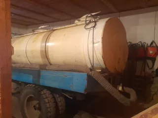 Автомобиль ГАЗ-3309 Автомобиль ГАЗ-3309 (водовозка) 
Назначение: Автомобиль ГАЗ-3309 водовоз 
Марка: ГАЗ 
Год выпуска: 2007 
Модель: 3309 
VIN (заводской) номер: Х9633090070947094 
