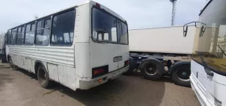 Автобус ПАЗ 4234, год изготовления 2005, идентификационный номер (VIN) Х1М4234Т050001117, модель, № двигателя Д245.9Е2 179711, кузов № 50001117, цвет кузова бело-синий, мощность двигателя 136 л.с., тип двигателя дизельный, паспорт транспортного средства 52 МА 229887, регистрационный номер А 644 ВН…