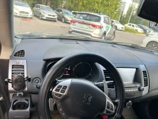 Peugeot 4007 2012 Легковой автомобиль марки Peugeot модель: 4007, год выпуска 2012 г. идентификационный номер (VIN): Z8TVUSFZFCM941159, кузов №: Z8TVUSFZFCM941159. Автомобиль является предметом залога. Ознакомление с более подробными характеристиками и документацией осуществляется по…