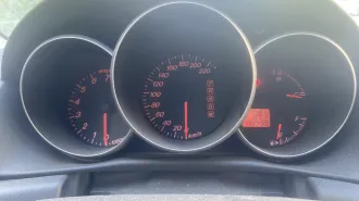 Mazda 3 2004 года выпуска, VIN JMZBK14Z551238258.