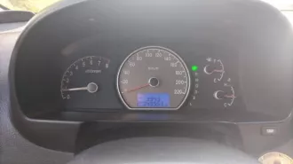 Автомобиль марки HYUNDAI модель  Elantra 2008 г.в.  VIN номер KMHDU41BP8U474066