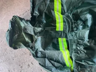 Guess сумки кошельки Jayi плащ костюмы для дождя носки TS UBK следки женские Реализуется в качестве годных остатков имущество признано не соответствующим требованиям документов по стандартизации