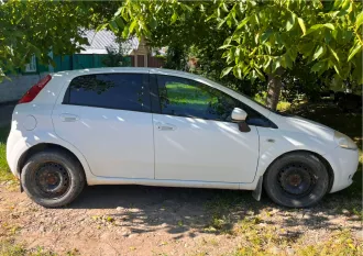 Fiat Punto 2009 автомобиль марки Fiat модель Punto 2009 г.в. VIN-номер ZFA19900000504854 385002, Республика Адыгея, г. Майкоп, ул. Свободы, д. 179 по предварительной договоренности 8 918 225 28 02 Афанасьев Владимир Николаевич