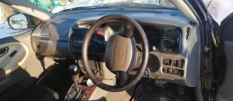 Suzuki Escudo 2002 года выпуска, номер кузова TL52W153975.