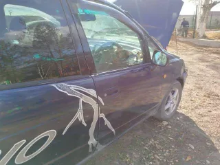 Toyota Corolla Spacio 1989 года, госномер К446ТО75. Модель двигателя 4А, номер M161636, мощность 115 л.с., объем 1587 см³. Номер кузова AE111 6057510, год кузова 1998, цвет синий. Привод передний, коробка автомат. Пробег более 250 тыс. км. Состояние кузова удовлетворительное. Требуется замена…