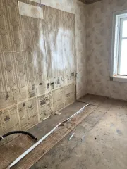 Нежилое здание 172,8 кв.м, земельный участок 2122 кв.м, Ярославская обл., г. Тутаев. Нежилое здание, общей площадью 172,8 кв. м, кадастровый номер: 76:21:020220:3, с земельным участком, общей площадью 2122 кв. м, кадастровый номер 76:21:020214:27, расположенные по адресу: Ярославская область, г…