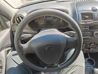 Lada Granta, 2023, 96 лс, 118000 км, LADA GRANTA 219040 2023 г.в. XTA219040R0993644. Приехала своим ходом. На ходу сейчас или нет - неизвестно. Пробег - 118 тыс. км. Со слов собственника: неровно работает на холостых до прогрева и дымит синим дымом до прогрева, нужно заменить ступичные подшипники…