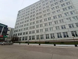 Нежилое здание 6548.1 кв. м и помещение 1384.3 кв. м, Пермский край, г. Чайковский, ул. Декабристов, д. 23, к. 6. Общая площадь 7932.4 кв. м. Кадастровые номера: 59:12:0010745:988, 59:12:0010752:397. Одновременно с земельным участком площадью 3306.5 кв. м, кадастровый номер 59:12:0010745:7…