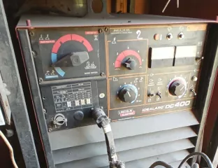 Сварочный источник питания, инв. №00001537, в залоге.