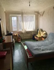 1/4 доля в праве на жилое помещение, площадь: 48,2кв.м., кадастровый номер: 64:40:020206:2563, адрес  местонахождение : 413864, Саратовская обл, Балаково г, Проспект Героев ул, дом № 28, квартира 56