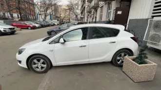 Автомобиль Opel Astra P-J 2013 г.в., VIN XUFPE6DCXD3029038, цвет кузова белый. Дополнительную информацию можно получить по будням с 11:00 до 17:00 по адресу arbitr_ay@mail.ru или на электронной площадке. Ознакомление по телефону 89995343989. Место нахождения транспортного средства: Москва, улица…
