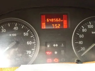 Renault Logan, 2013 года, 67 лс, 650000 км, VIN: X7LLSRB2HDH619858, цвет бежевый, мощность двигателя – 75 л.с.