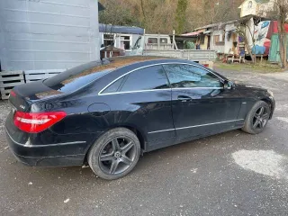 Mercedes-Benz E-Klass 2009 года, 204 л.с., 220000 км, АКПП. Автомобиль Mercedes-Benz E250CGI, 2009 года выпуска, VIN WDD2073471F022992, государственный регистрационный знак Т095ТВ/55.