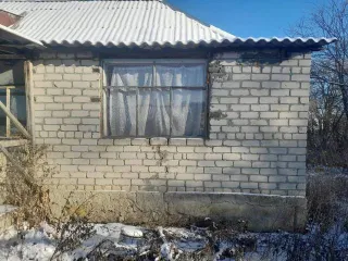 Квартира 49,8 кв.м., 1-комн.; жилое помещение 49,8 кв.м., Саратовская область, р-н Самойловский, с Благовещенка, ул Ленина, д 105, кв 1, кадастровый номер: 64:31:000000:3515