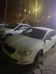 Skoda Superb, 2008 ШКОДА SUPERB, 2008 г.в., г/н Р766СВ716, VIN: TMBAB43T299014082. ШКОДА SUPERB, 2008 г.в., г/н Р766СВ716, VIN: TMBAB43T299014082. Вид транспорта: Легковой автомобиль Год выпуска: 2008 VIN номер: TMBAB43T299014082 Марка: ШКОДА Модель: SUPERB