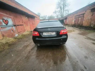 Mercedes-Benz E-Класс 2010 года, 184 лс, 216000 км, АКПП Легковой автомобиль Mercedes Benz E200CGI, 2010 года выпуска, с VIN номером WDD2120481A299798