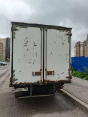 ГАЗ 3302 2011 года, синий, VIN X3X274700B0449619. Грузовой рефрижератор, объем 2096 см³, мощность 107 л/с, пробег 371 806 км. Не на ходу, разобран двигатель, требуется капитальный ремонт. Находится в Санкт-Петербурге.