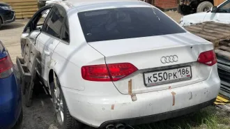 Audi A4 2010 года, 120 лс, АКПП. Автомобиль audi a4 2010 г.в. гос рег. знак К550РК186, VIN: XW8ZZZ8K8AG000252. Состояние неудовлетворительное. Автомобиль после ДТП. В результате ДТП автомобиль получил
следующие механические повреждения: передняя левая дверь, переднее левое крыло, задний
бампер…